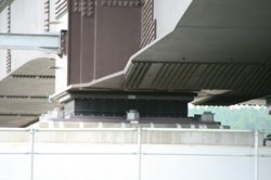 東北新幹線 奥入瀬川橋りょう 写真2