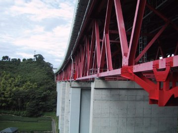 Yanagisawa Bridge No. 3, Tomei Expressway Photo 1